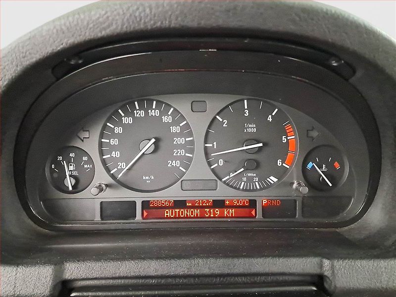 BMW X5 (2006) 3.0d, 4X4, Automat, Xenony - fotka 11 z 21