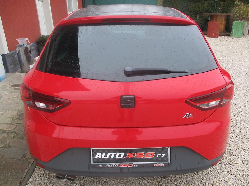Seat Leon 1.4 TSi FR - fotka 4 z 30
