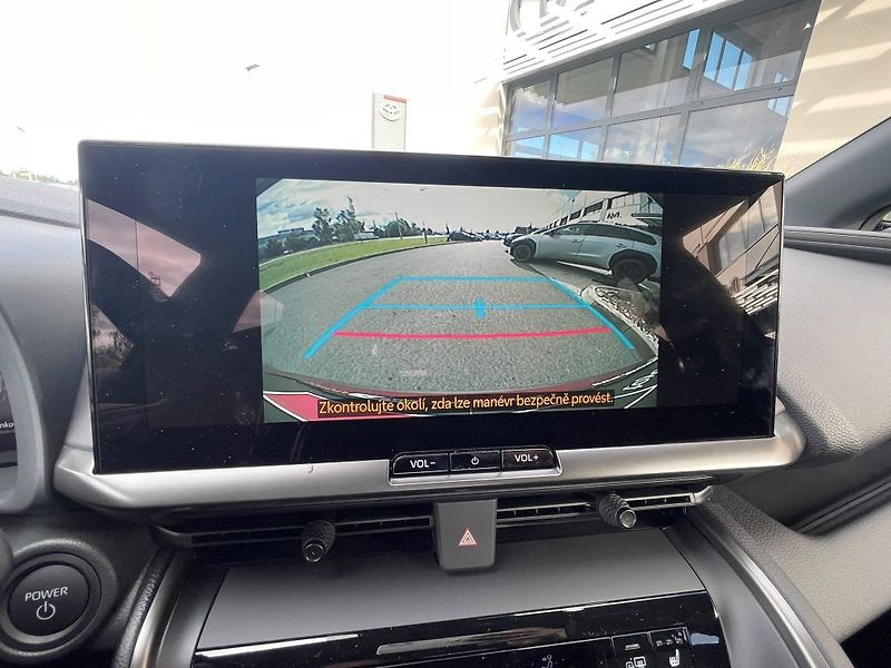 Toyota C-HR 1.8 Hybrid FWD Style - fotka 28 z 28