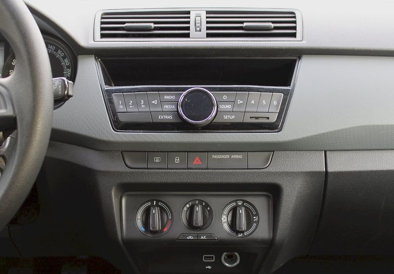 Škoda Fabia (2019) Active 1.0MPI / 55kW 5°MP - fotka 14 z 22