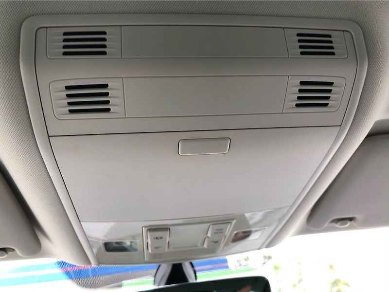 Volkswagen Passat 2.0 TDI DSG6° - fotka 23 z 29