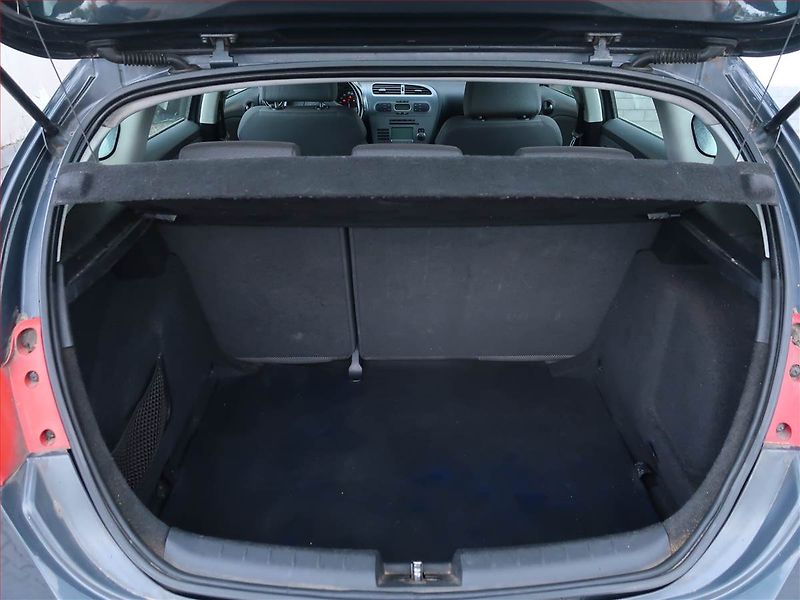 Seat Leon (2006) 1.9 TDI, Eko.zaplacen, po STK - fotka 13 z 14