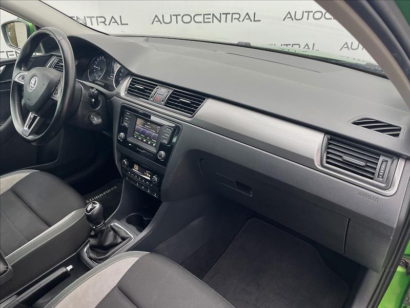 Škoda Rapid 1,6 tdi JOY 85kw led,xenon ,TZ - fotka 19 z 23