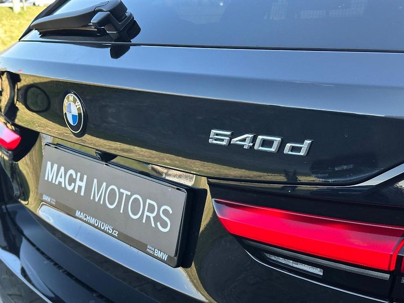 BMW Řada 5 540D xDrive M-Sport, SoftClose - fotka 5 z 19