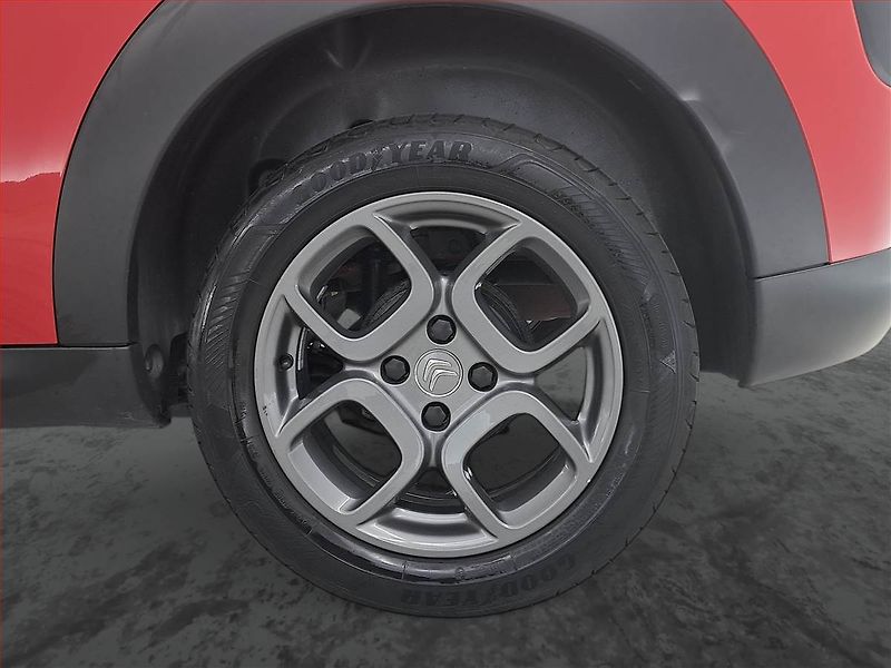 Citroën C4 Cactus (2015) Live 1.2 PureTech, Serv.kniha - fotka 15 z 19