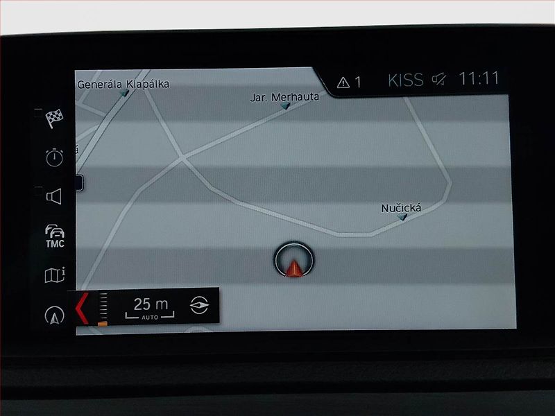BMW Řada 1 (2017) 118d, Automat, Navi, Tempomat - fotka 19 z 20
