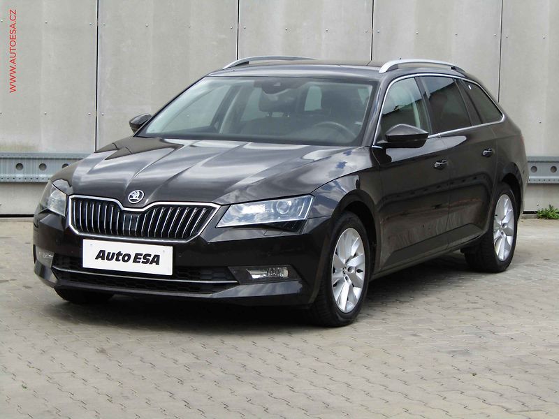 Škoda Superb (2016) 2.0 TDi, Style, DSG, TZ - fotka 3 z 19