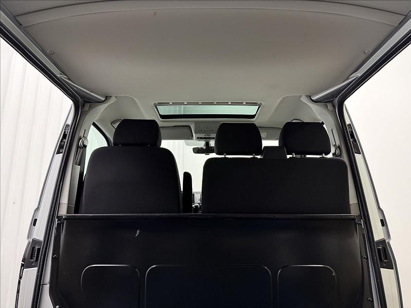 Volkswagen Transporter 2.0TDI 150kW 4MOTION KOMBI 1M - fotka 33 z 39