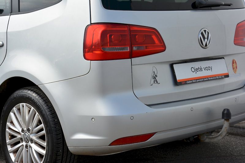 Volkswagen Touran (2014) 2.0 TDI 103 kW Confortline - fotka 11 z 20