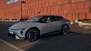 Kia EV4 se letos začne prodávat nejprve v nejdražší variantě GT-Line.