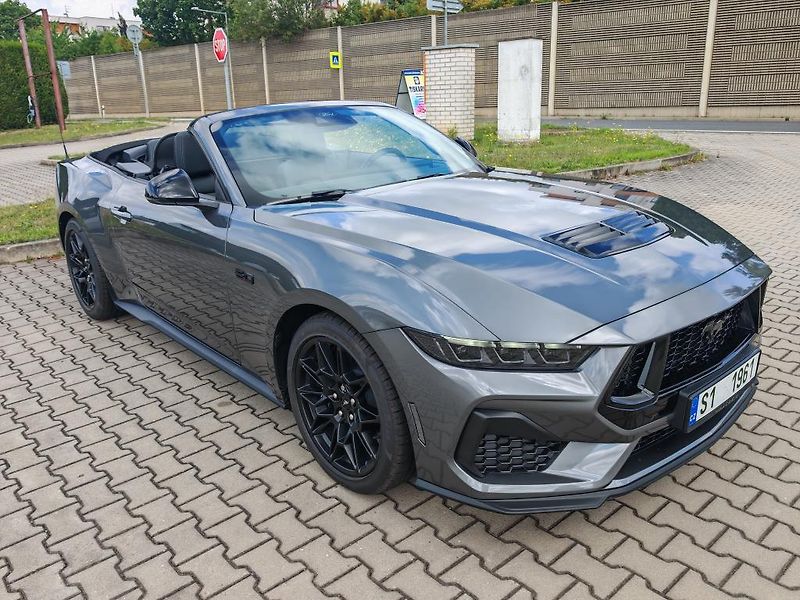 Ford Mustang 5.0 GT Cabrio zár. 5 Let - fotka 3 z 27