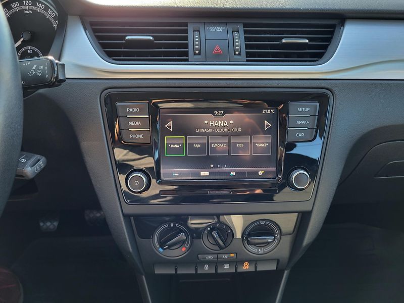 Škoda Rapid 1.0 TSI 81kW AMBITION *ČR - fotka 12 z 43