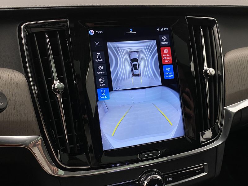Volvo V90 T8 AWD RECHARGE DARK ULTRA CZ - fotka 63 z 69