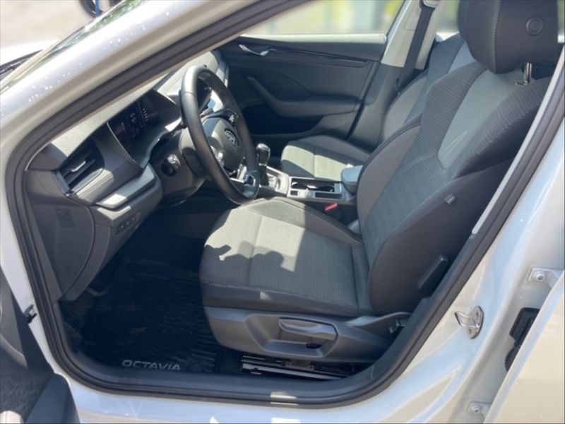 Škoda Octavia 2,0 TDI 85 Ambition - fotka 7 z 11