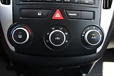 Kia Ceed 1,4 i  NOVÉ V ČR,1.MAJITEL - náhled 12