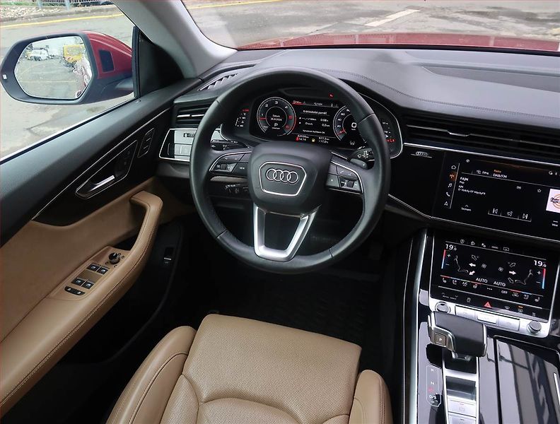 Audi Q8 (2021) 50 TDI - fotka 7 z 24
