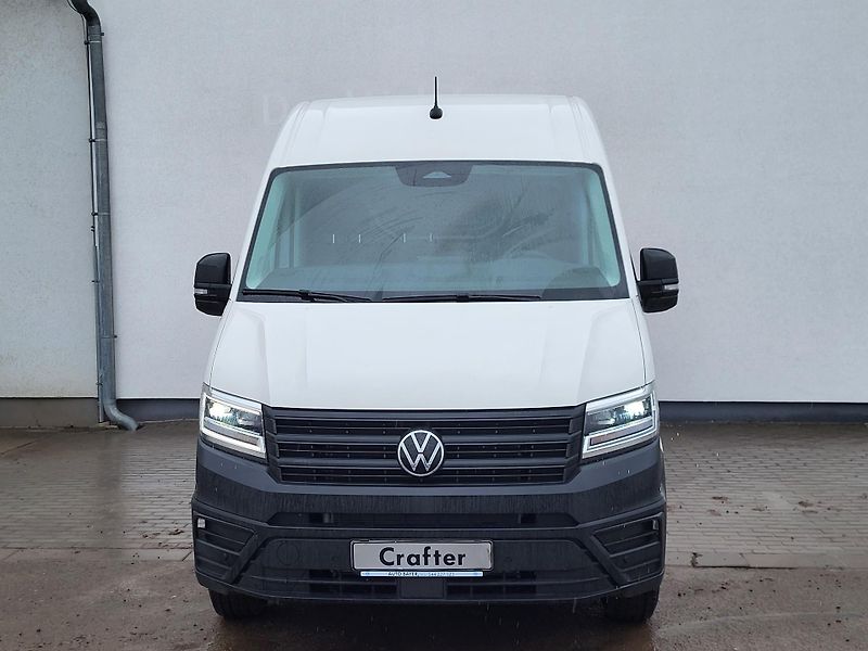 Volkswagen Crafter (2026) Skříň 35, 103KW 6G SR 10km - fotka 4 z 27