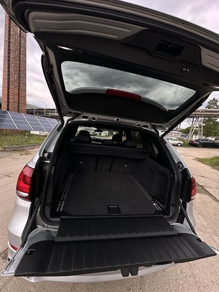 BMW X5 (2018) - fotka 13 z 13
