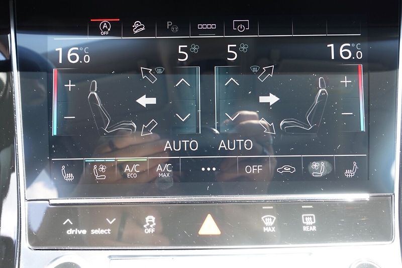 Audi Q7 3,0TDi 210kW S-Line, Soft clos - fotka 23 z 34