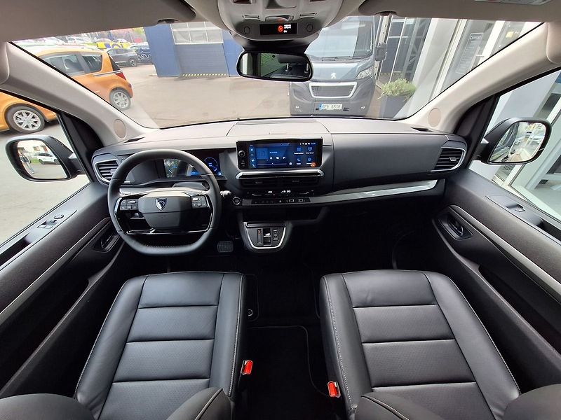 Peugeot Traveller (2026) ALLURE Long 2.2 BHDi 180k EAT8 - fotka 11 z 22