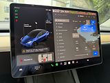 Tesla Model Y Long Range AWD - náhled 19