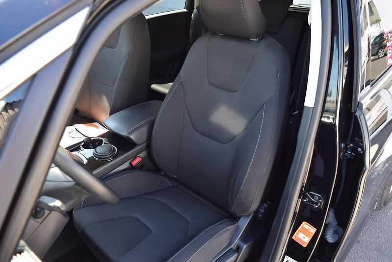 Ford S-MAX (2019) 2.0TDCi 110kw TITANIUM LED KAM - fotka 22 z 50