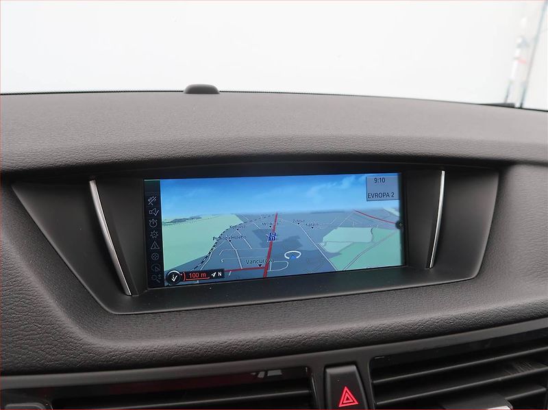 BMW X1 (2015) xDrive20d, 4X4, Automat, Kůže - fotka 15 z 16