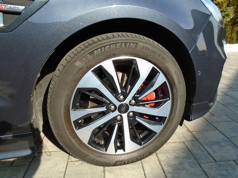 Ford S-MAX 2.0EcoBlue 140kW AWD ST-Line A - fotka 9 z 51