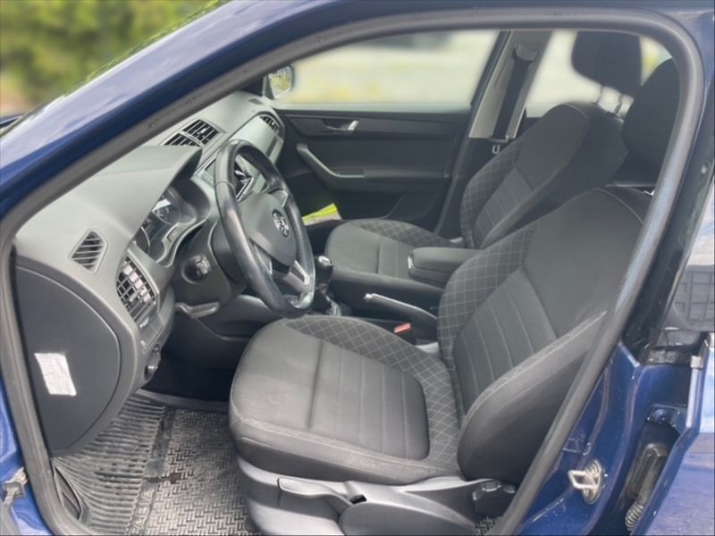 Škoda Fabia 1,0 TSI Style - fotka 7 z 11