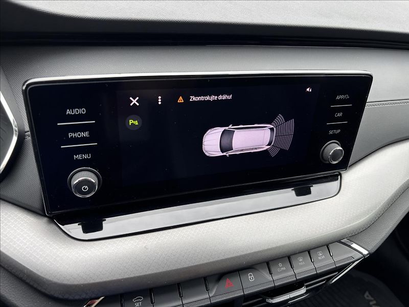 Škoda Octavia 2,0 TDI Ambition 85kW - fotka 37 z 43