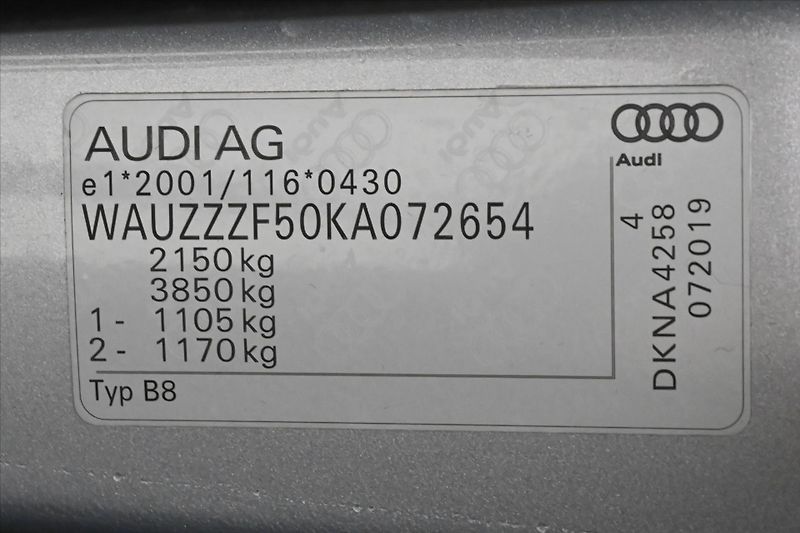 Audi A5 2,0 45TFSI 180kW 4x4 Sportback - fotka 12 z 31
