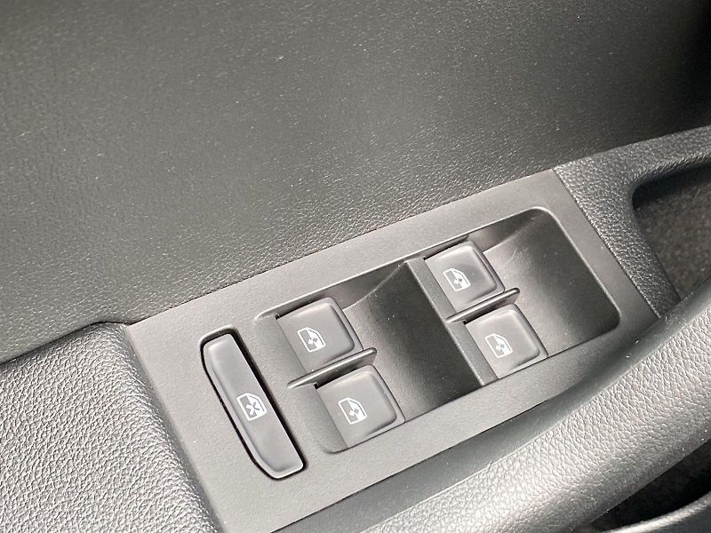 Škoda Octavia (2018) 1.5 TSI DSG Style - fotka 19 z 34