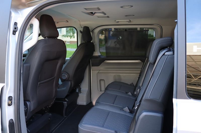 Ford Tourneo Custom Ford Tourneo Custom titaniumL2 - fotka 37 z 55