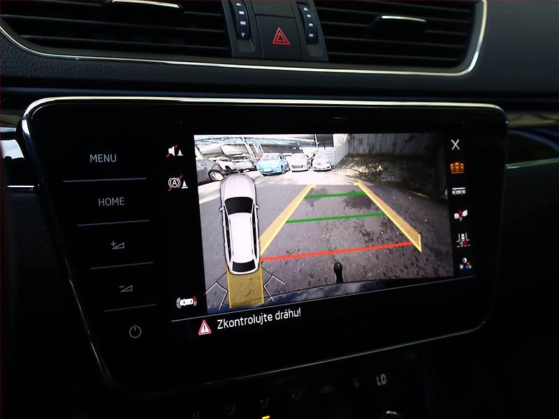 Škoda Superb (2021) Laurin&Klement 2.0 TDI - fotka 15 z 23