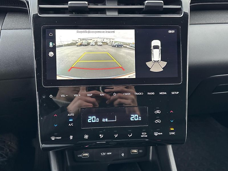 Hyundai Tucson DCT MHEV 4x4 Smart Navi - fotka 24 z 24