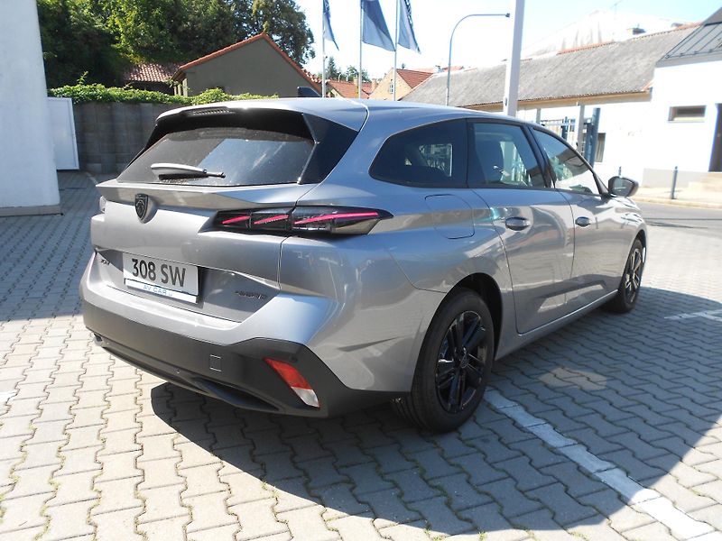Peugeot 308 SW STYLE Hybrid 145 e-DCS6  - fotka 4 z 7