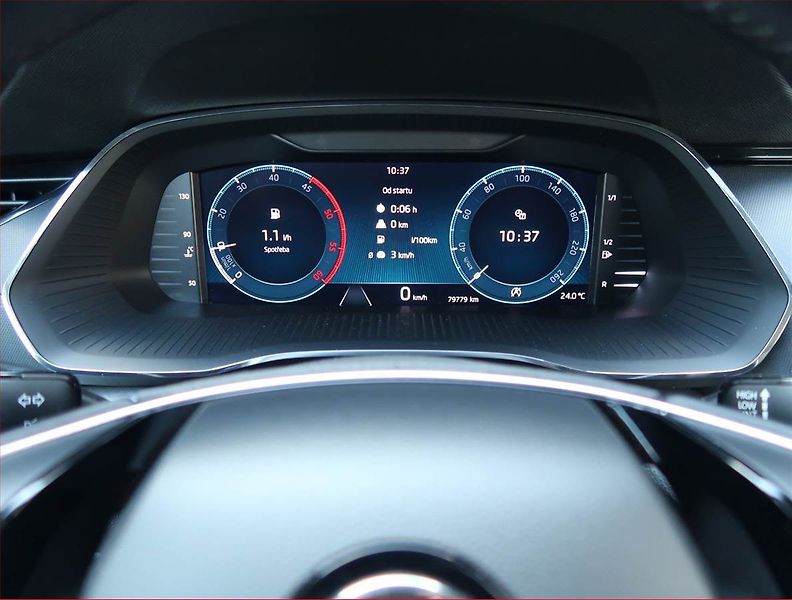 Škoda Octavia (2022) Ambition 2.0 TDI, ČR,1.maj - fotka 11 z 15