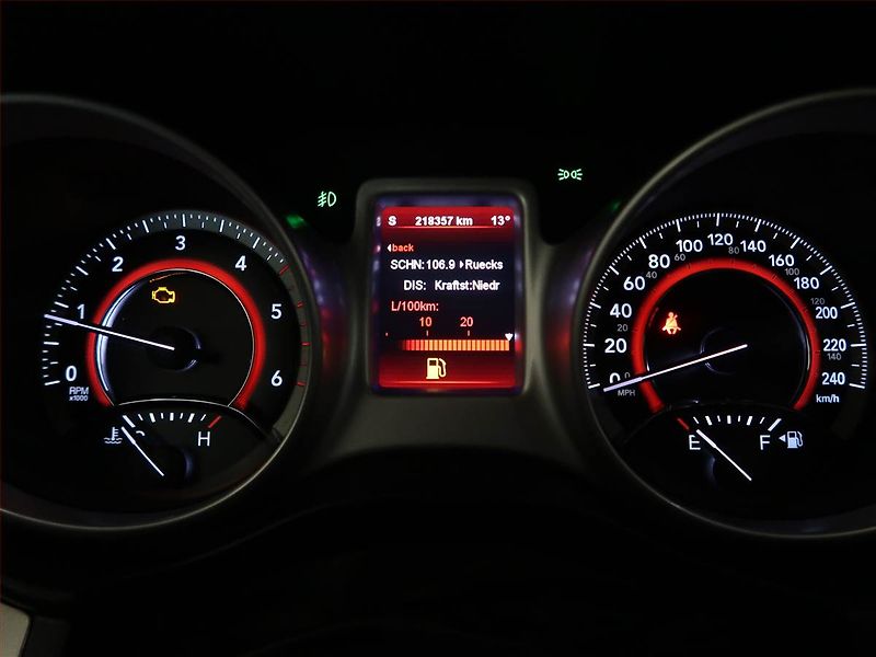 Fiat Freemont (2011) 2.0 MultiJet, 7 míst, Tempomat - fotka 11 z 18