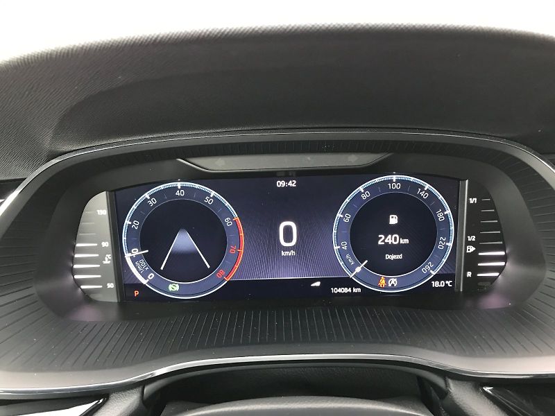 Škoda Octavia (2022) COM STY PLUS TS 4X4 140/2.0 A7 - fotka 20 z 26