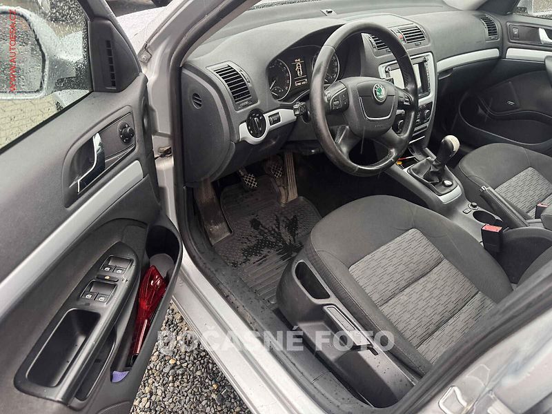 Škoda Octavia (2010) 1.6TDI - fotka 3 z 3