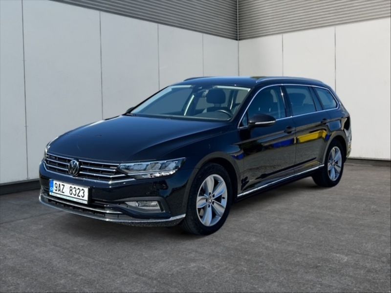 Volkswagen Passat 2,0 TDI Elegance DSG - fotka 3 z 11