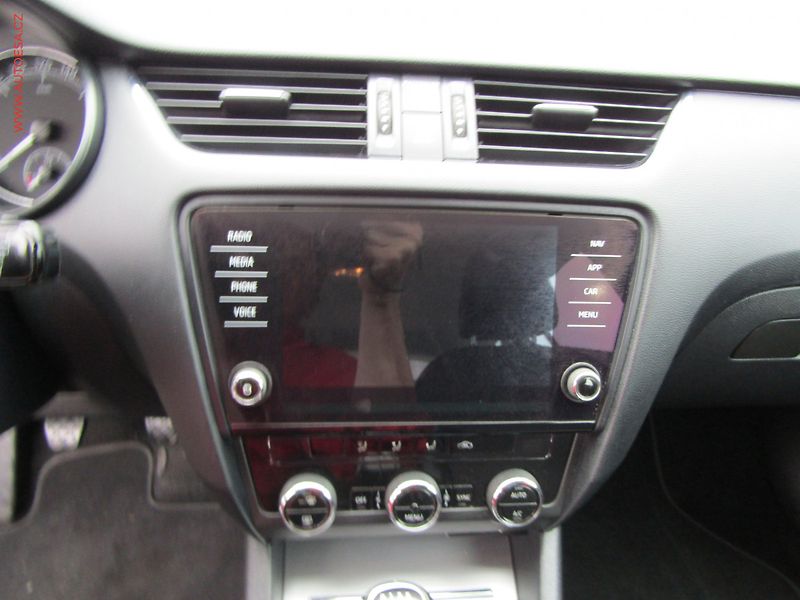 Škoda Octavia (2017) 2.0 TDi 4x4, Ambition - fotka 14 z 19