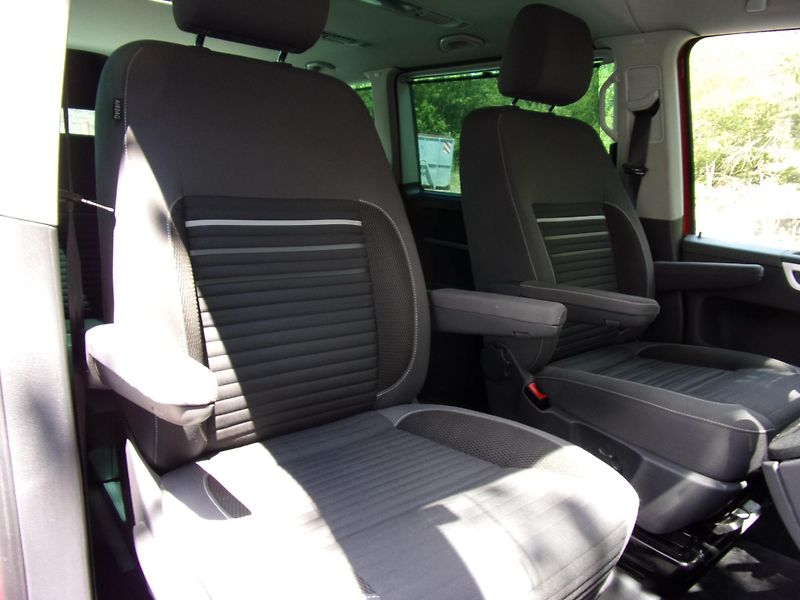 Volkswagen Multivan (2014) 2.0TDi103kW WEBASTO 2xŠOUPAČKY - fotka 25 z 27