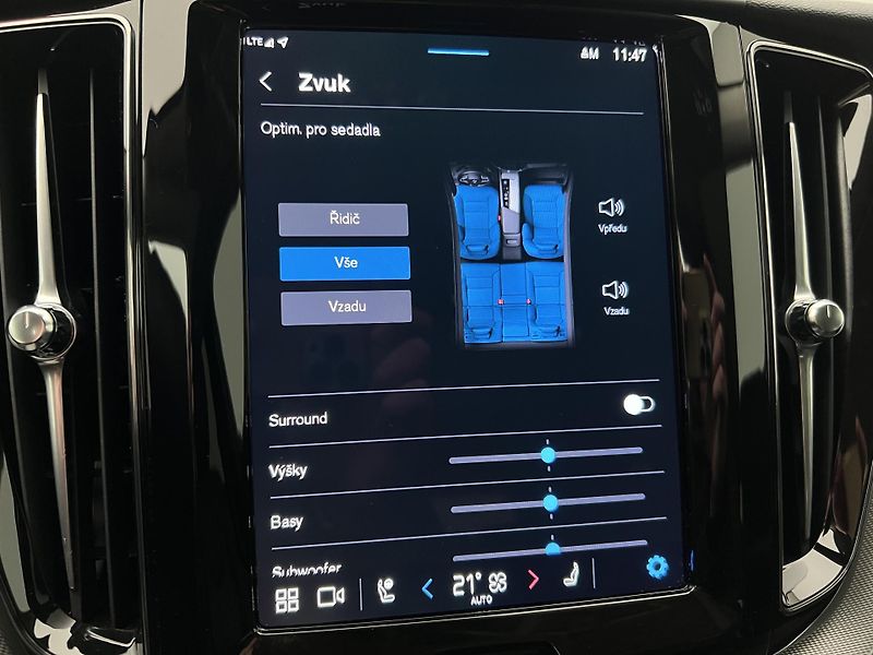 Volvo XC60 T6 AWD RECHARGE PLUS REZERVACE - fotka 36 z 46