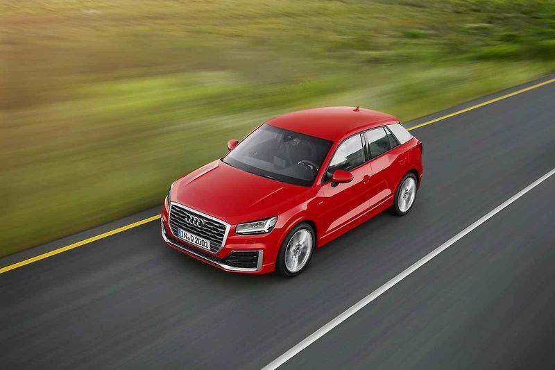Audi S Q2