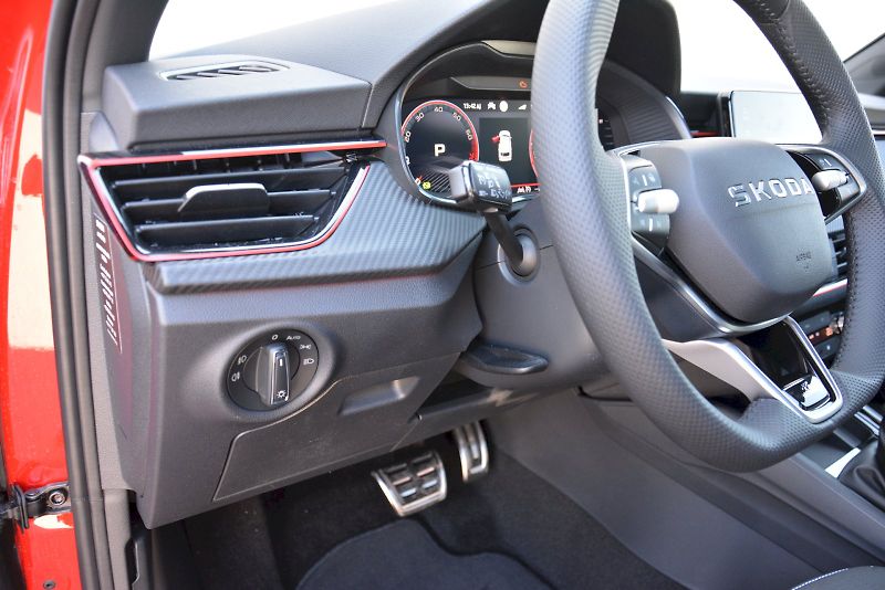 Škoda Kamiq (2026) Monte Carlo 1,0 TSI 85 kW 7 AP - fotka 10 z 21