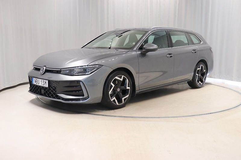 Volkswagen Passat 1.5 eTSI NezTop IQ Kamera Taž - fotka 1 z 11