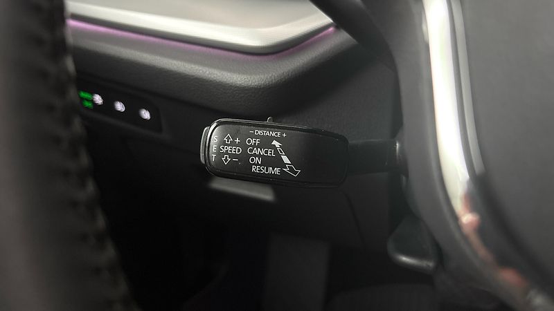 Škoda Octavia 2.0 TDI DSG Style Combi - fotka 14 z 29
