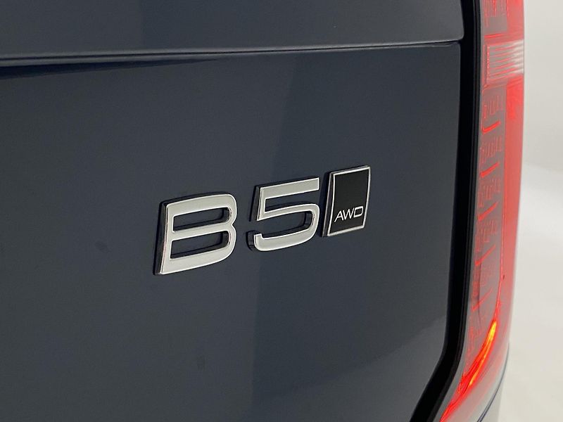 Volvo XC90 (2026) B5 AWD AUT BRIGHT PLUS 7míst - fotka 19 z 70