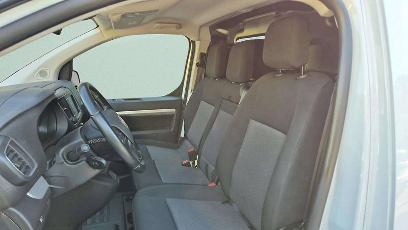 Fiat Scudo L1H1 2.0Mjet 106kW/145k MT6 - fotka 17 z 52